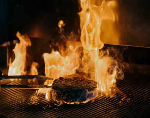 OTL-Gouverneur-Sherbrooke-Blog_rain-restaurant-boefish-steak-grill